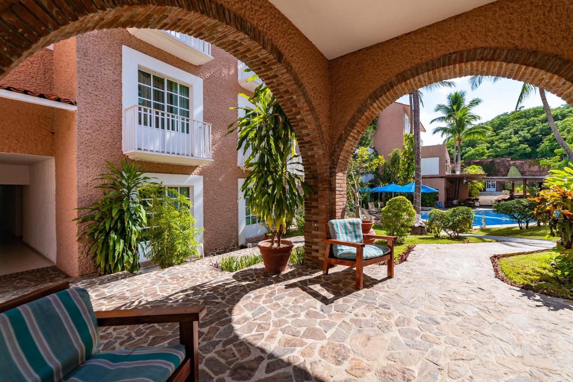 Hotel Castillo Huatulco & Beach Club Santa Cruz Huatulco Kültér fotó